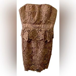 Adrianna Papell Embroidered Dress Size 4